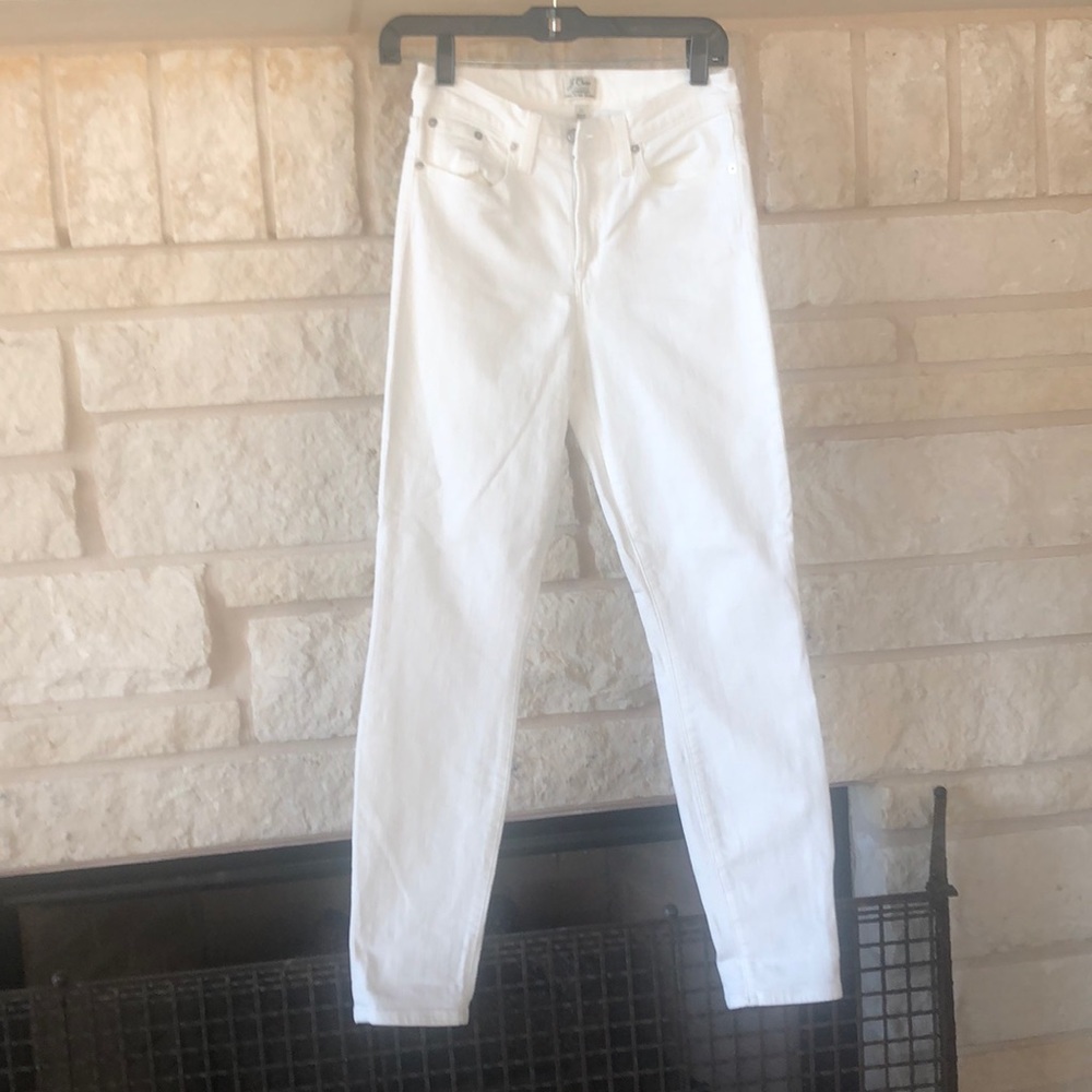 JCrew High Rise White jeans. Sz 27. “Lookout” cut.